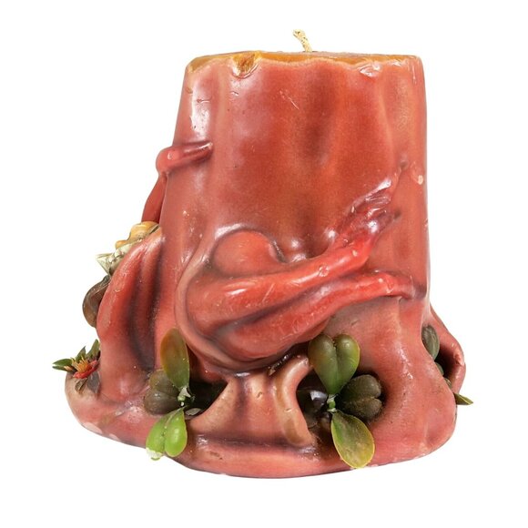 Vintage Tree Stump Candle – Gnome & Raccoon Scene, 1970s Boho Cottagecore Decor - Picture 6 of 8